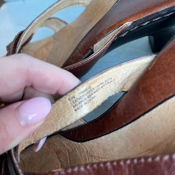 Sofft Brown Leather Kitten Heel Sandals Size 8.5 - Picture 5 of 10